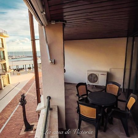 La Casa De Victoria - Holiday Apartment Balcsik Kültér fotó